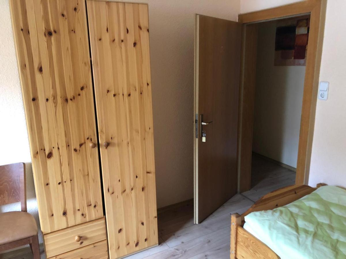 Monteurunterkunft Oberhausen-Rheinhausen Экстерьер фото